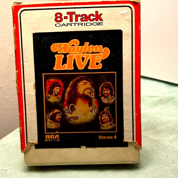 Other - Waylon live 8 track